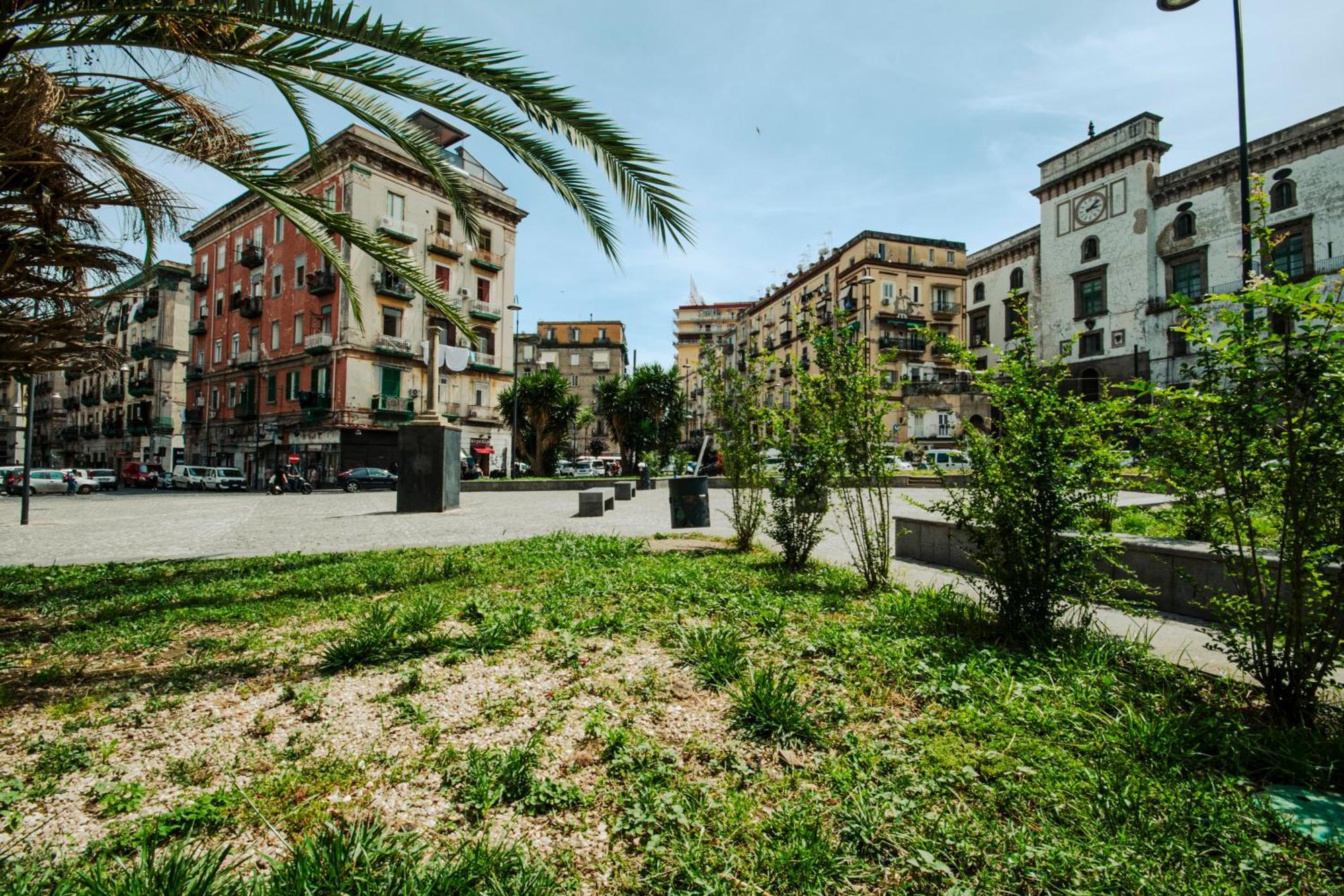 La Reggia Della Duchesca Hotel Naples Exterior photo